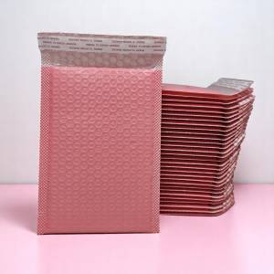 100pcs Waterproof Strong Bubble Padded Mailing Bag Postal Self Seal Jiffy Bags- Size : 26cm x 22cm - Colour : Pink